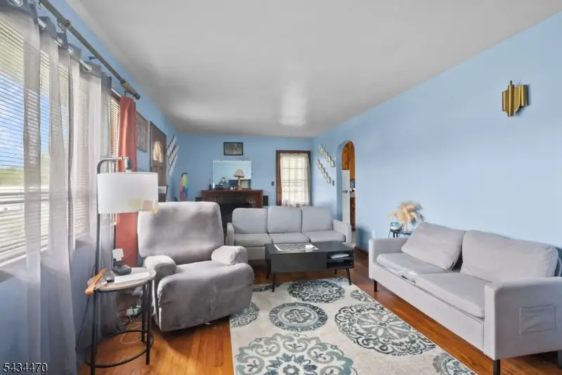 116 S 8th St, Lopatcong, NJ 08865 - #2