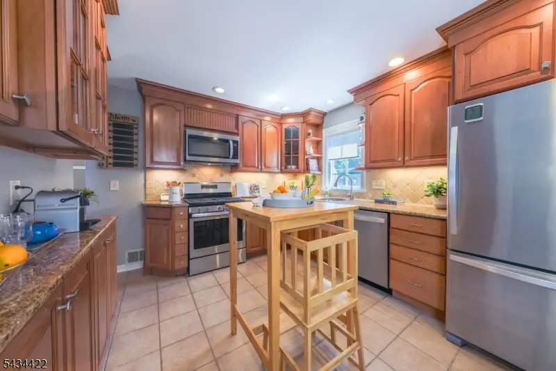 524 Farley Ave, Scotch Plains, NJ 07076 - #2