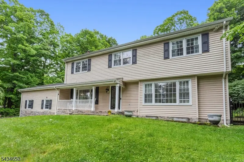 596 Terhune Dr, Pines Lake, NJ 07470 - #3