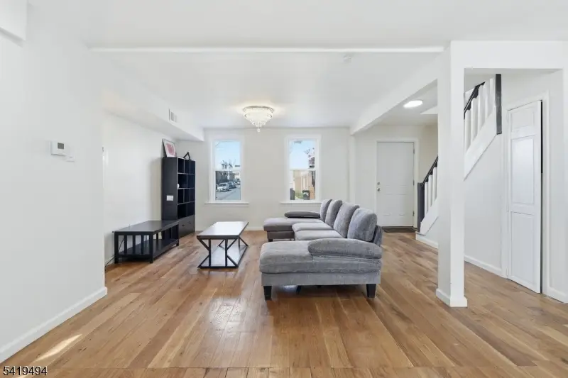 64 Willoughby St, Newark, NJ 07112 - #2