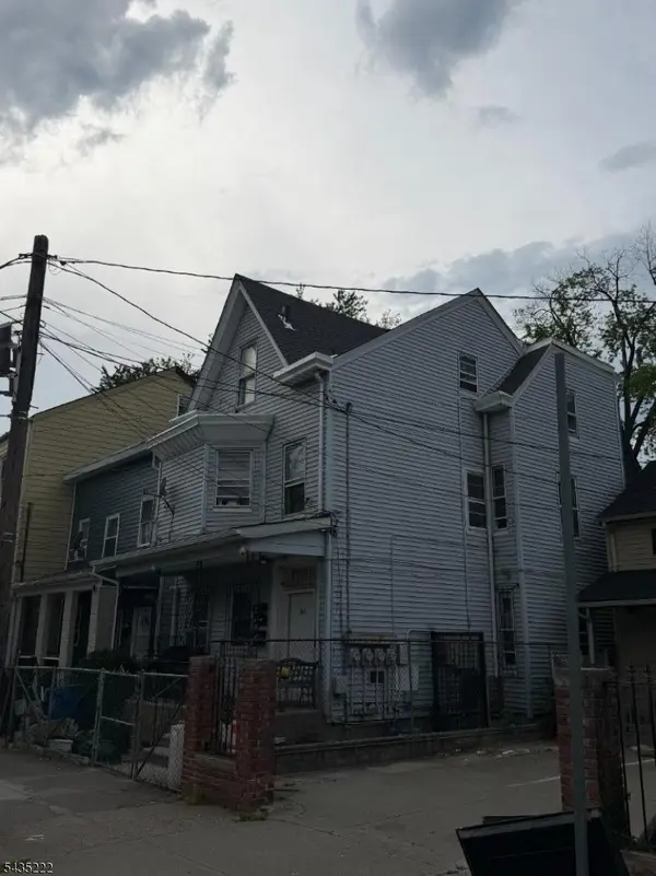 141 Park Ave, Paterson City, NJ 07501
