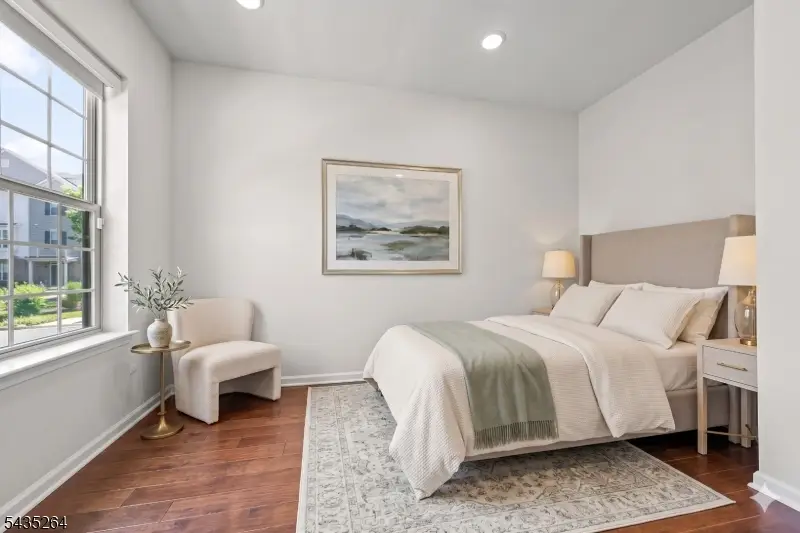 18 Cortland Ct, Livingston, NJ 07039 - #3
