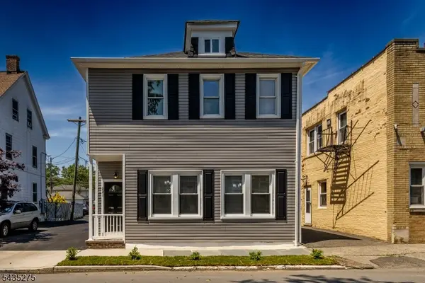 221 N Park St, East Orange City, NJ 07017