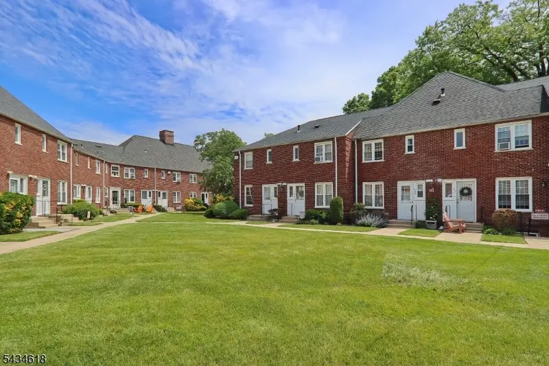 43B Parkway Village, Cranford, NJ 07016 - #2