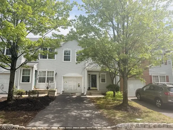 272 Marcia Way, Bridgewater Twp., NJ 08807