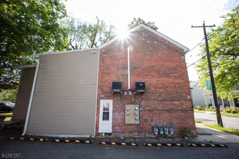 332 Water St, Belvidere, NJ 07823 - #3