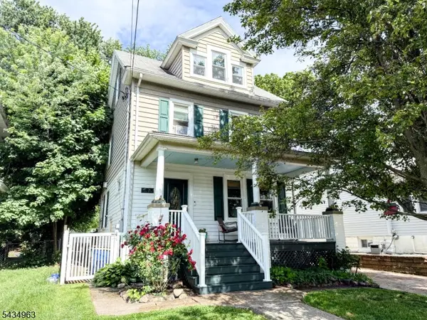 26 Davey St, Bloomfield Twp., NJ 07003