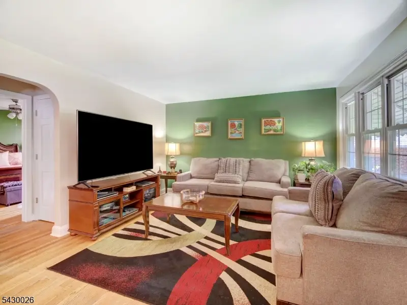 610 Laurita St, Linden, NJ 07036 - #3