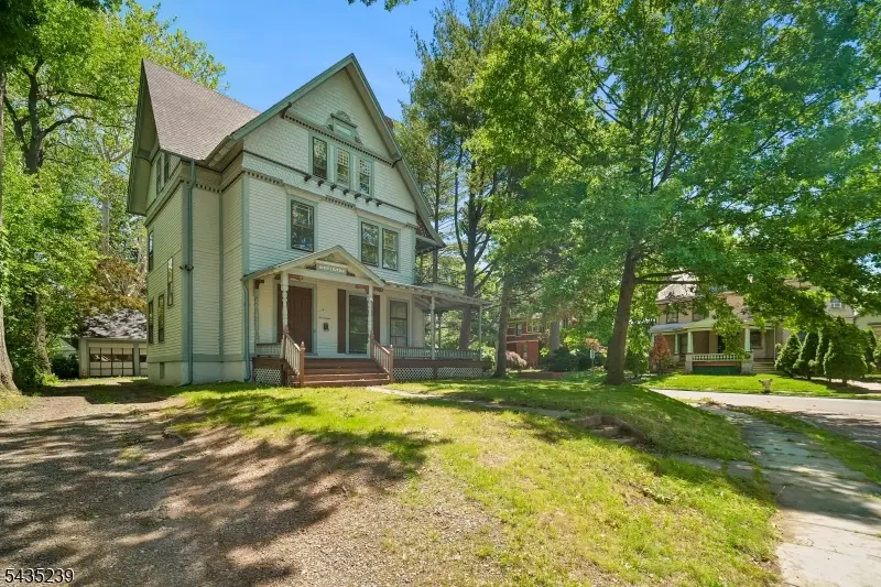 113 Park Pl, North Plainfield, NJ 07060 - #1