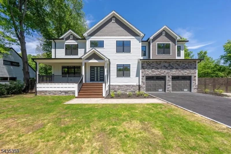 21 Kuntz Ave, Berkeley Heights, NJ 07922 - #1