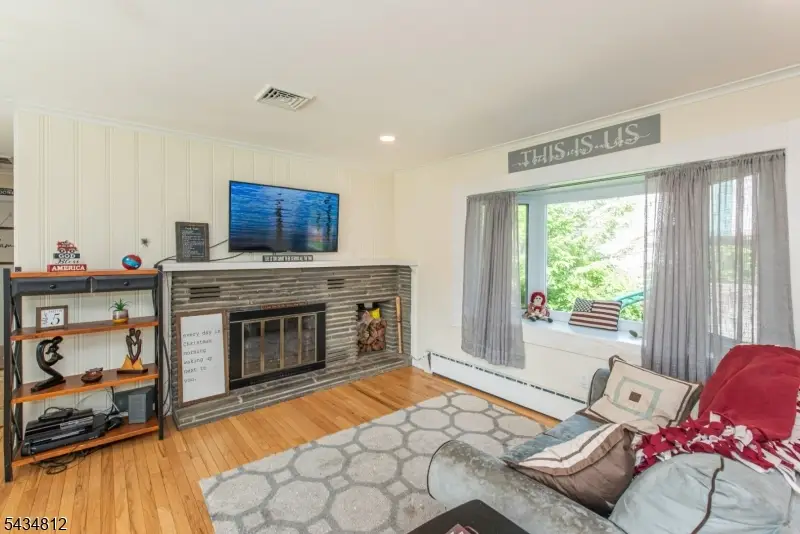 11 Hunters Ln, Lake Mohawk, NJ 07871 - #2