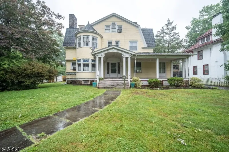 128 W 8th St, Plainfield, NJ 07060 - #1
