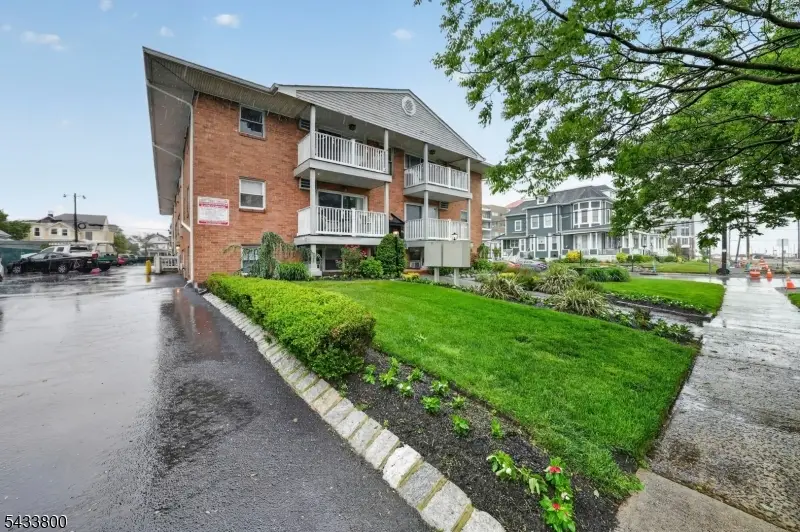 301 6th Ave #101, Asbury Park, NJ 07712 - #2