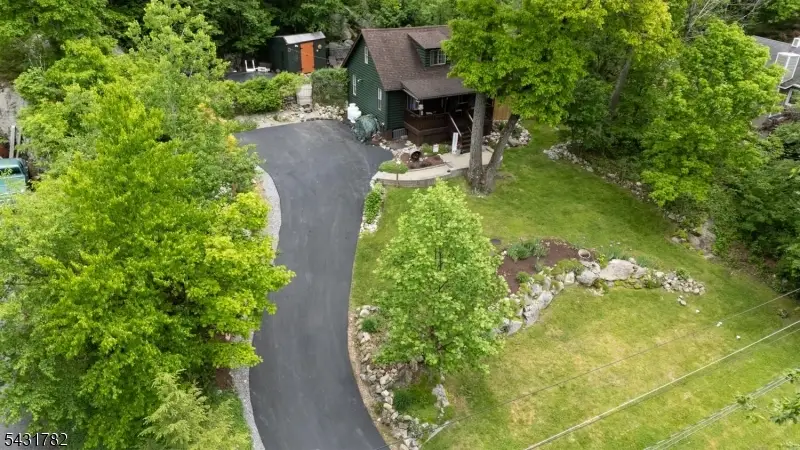 66 Fairlawn Dr, Upper Greenwood Lake, NJ 07480 - #1