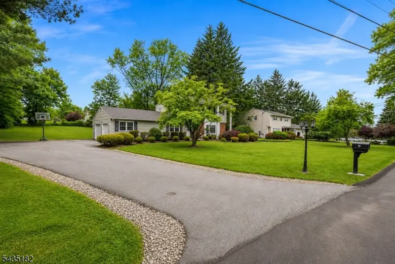 2 Ellam Dr, Randolph, NJ 07869 - #3