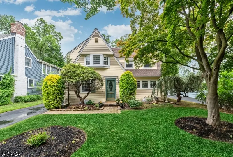 151 Walthery Ave, Ridgewood, NJ 07450 - #1