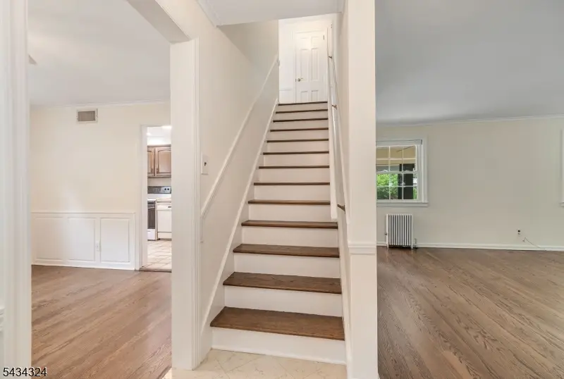151 Walthery Ave, Ridgewood, NJ 07450 - #3