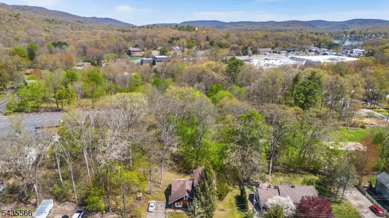 11 Greenbrook Dr, West Milford, NJ 07480 - #1