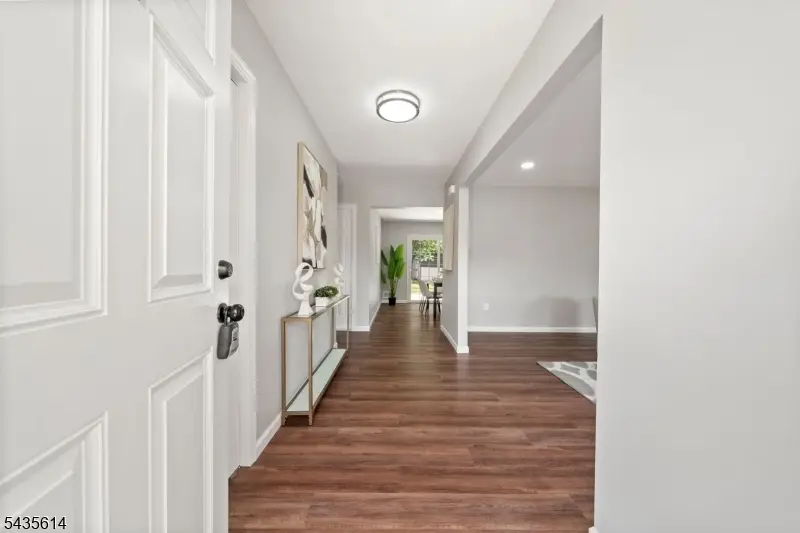 4 Dorothea Ter, Lawrence, NJ 08648 - #3