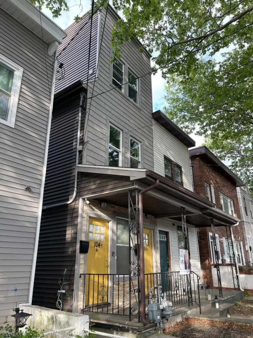 104 A Yale Ave, Jersey City, NJ 07304 - #1