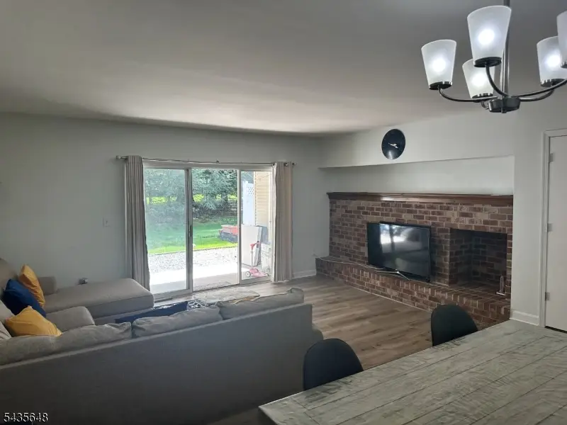 14 Albury Way, North Brunswick, NJ 08902 - #3