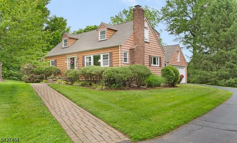30 Hughes Ln, Watchung, NJ 07069 - #1