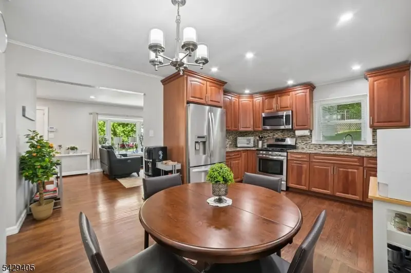 46 Phyllis Rd, West Orange, NJ 07052 - #1