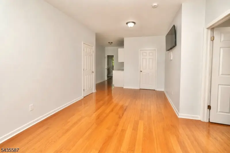 395 S 15th St, Newark, NJ 07103 - #3