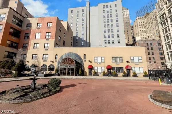 111 Mulberry St #3T, Newark City, NJ 07102