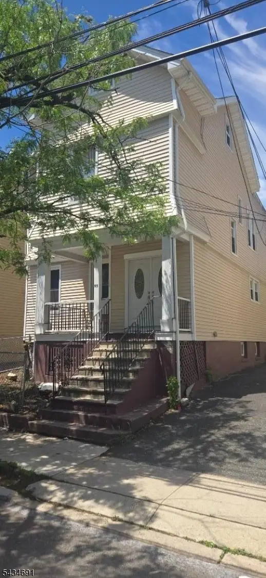 93 Lincoln Pl, Irvington Twp., NJ 07111