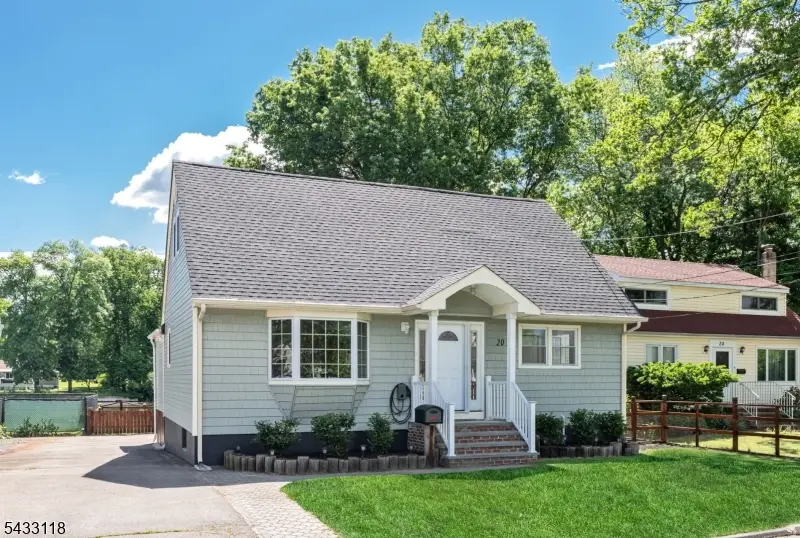 20 Riverview Cir, Singac, NJ 07424 - #1