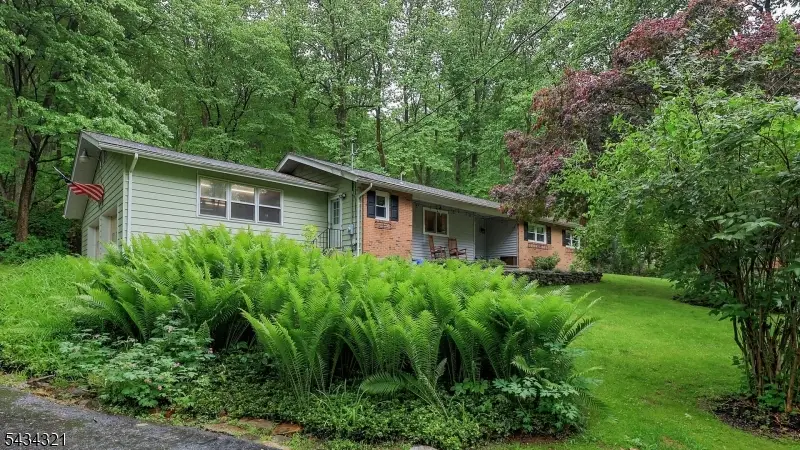 383 Tunnel Rd, Bethlehem, NJ 08802 - #1