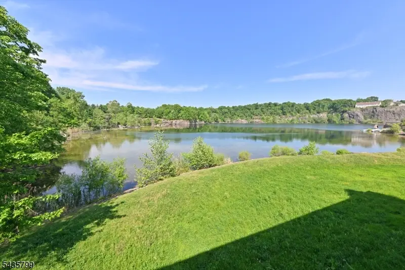 32 Rosewood Ct #32, North Haledon, NJ 07508 - #3