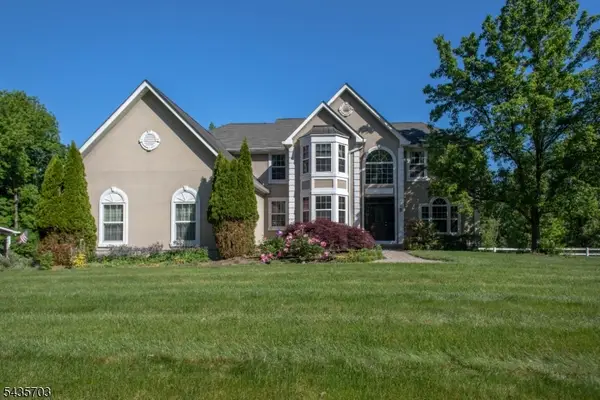 6 Eileen Dr, Wantage Twp., NJ 07461