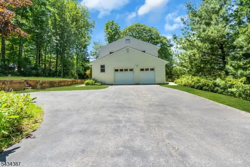 132 Rolling Ridge Rd, West Milford, NJ 07480 - #3