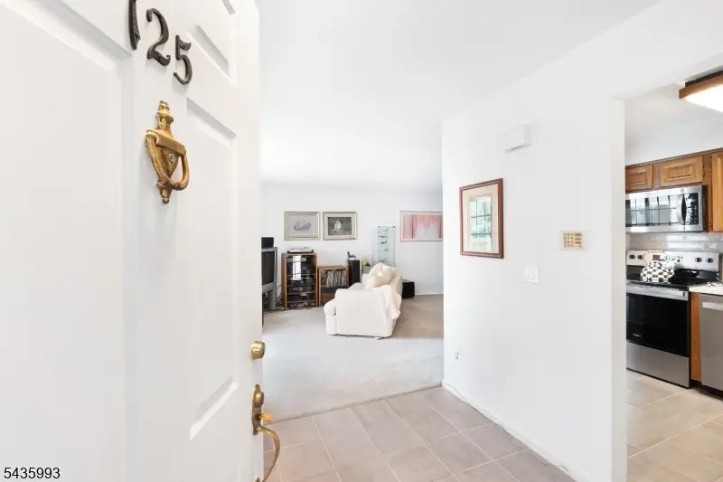 125 Smith Field Ct Ondo, Bernards, NJ 07920 - #1