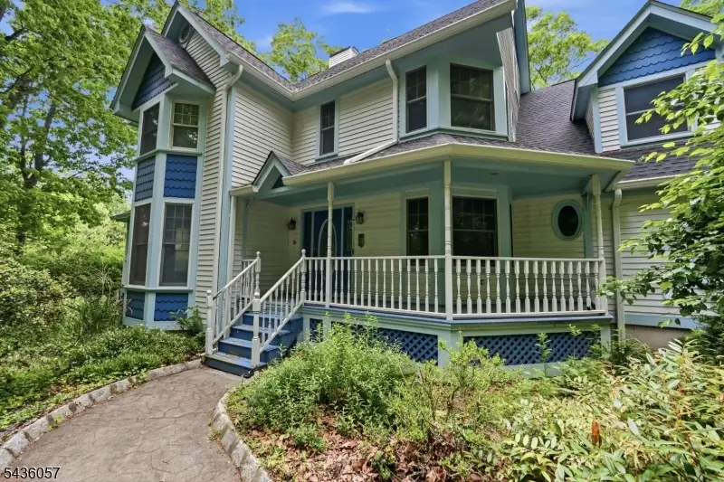 4 Meadow Oak Dr, Frelinghuysen, NJ 07825 - #2