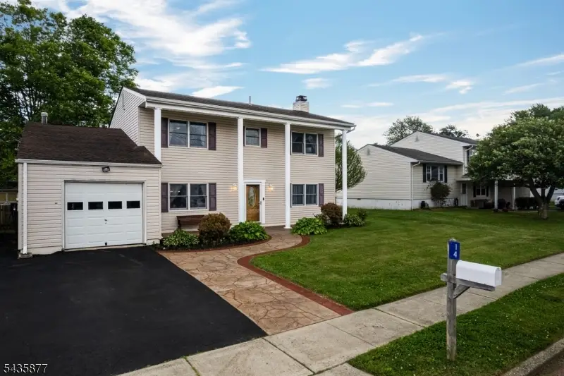 14 Allyson Rd, Flanders, NJ 07836 - #2