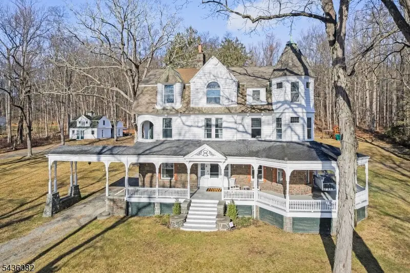 211 Mountainside Rd, Mendham, NJ 07945 - #2