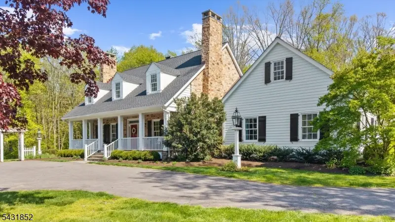 24 Water St, Tewksbury, NJ 08833 - #2
