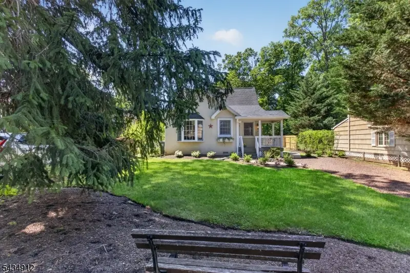 70 Berkley Ave, Colonia, NJ 07067 - #2