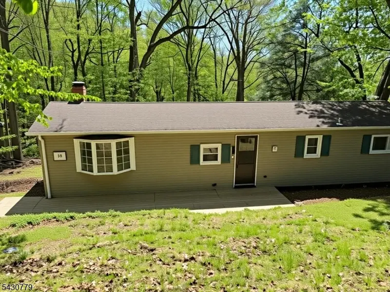 18 Northwood Dr, High Bridge, NJ 08829 - #1