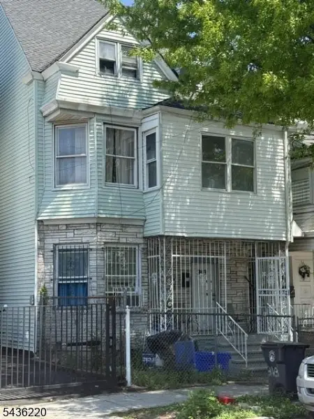 343 7th Ave W, Newark City, NJ 07107