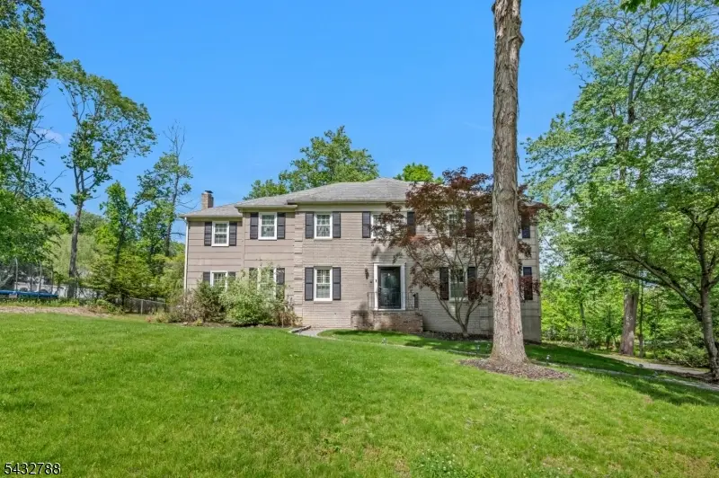 9 Wooded Hill Ln, Randolph, NJ 07869 - #1