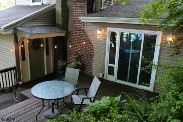 162 Lakeside Dr, Liberty Twp., NJ 07823