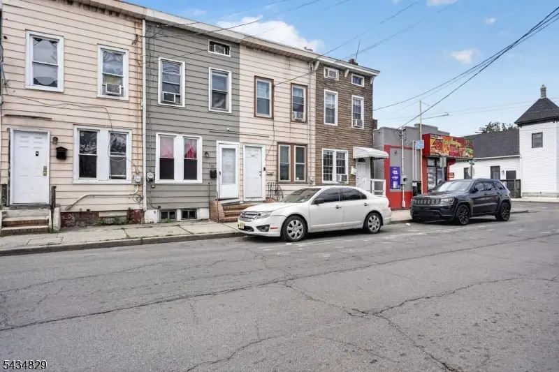 632 Liberty St, Trenton, NJ 08611 - #3