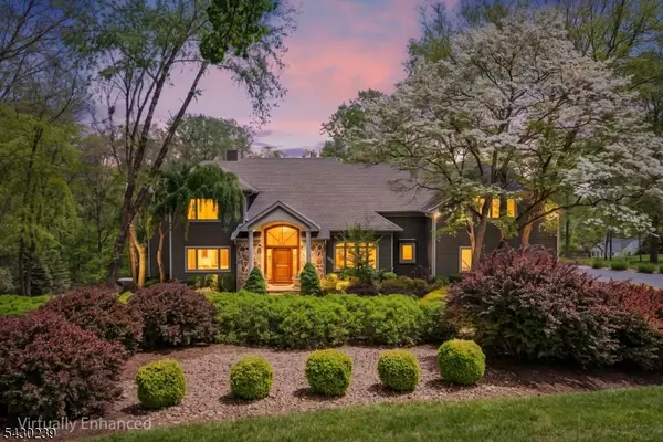7 Heath Dr, Chester Twp., NJ 07930