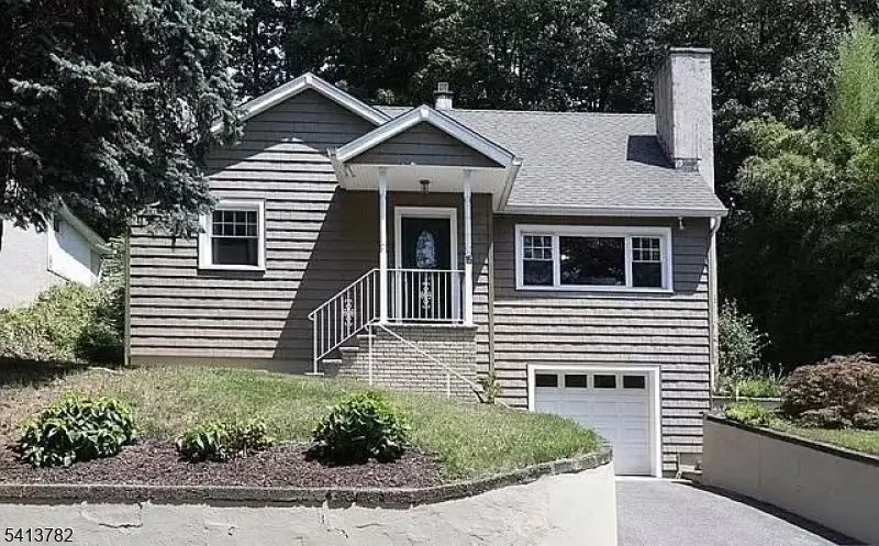 15 High Mountain Rd, Oakland, NJ 07436 - #1