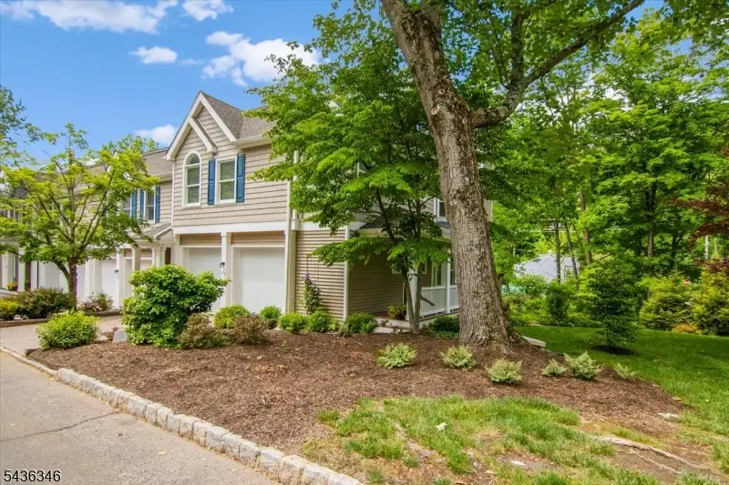 23 Rock Creek Woods Dr, Lambertville, NJ 08530 - #3