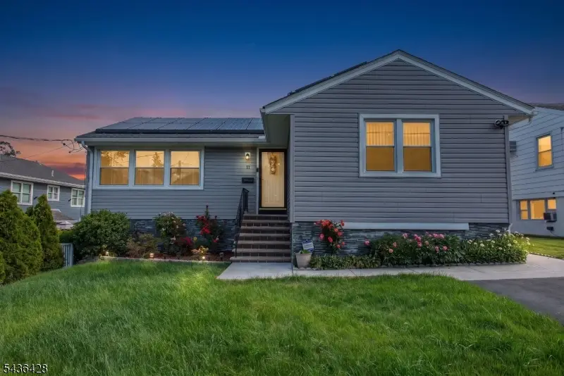 11 Hansen St, Lodi, NJ 07644 - #1